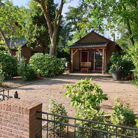 The Walnut Tree Bed and Breakfast Hellevoetsluis Eksteriør billede