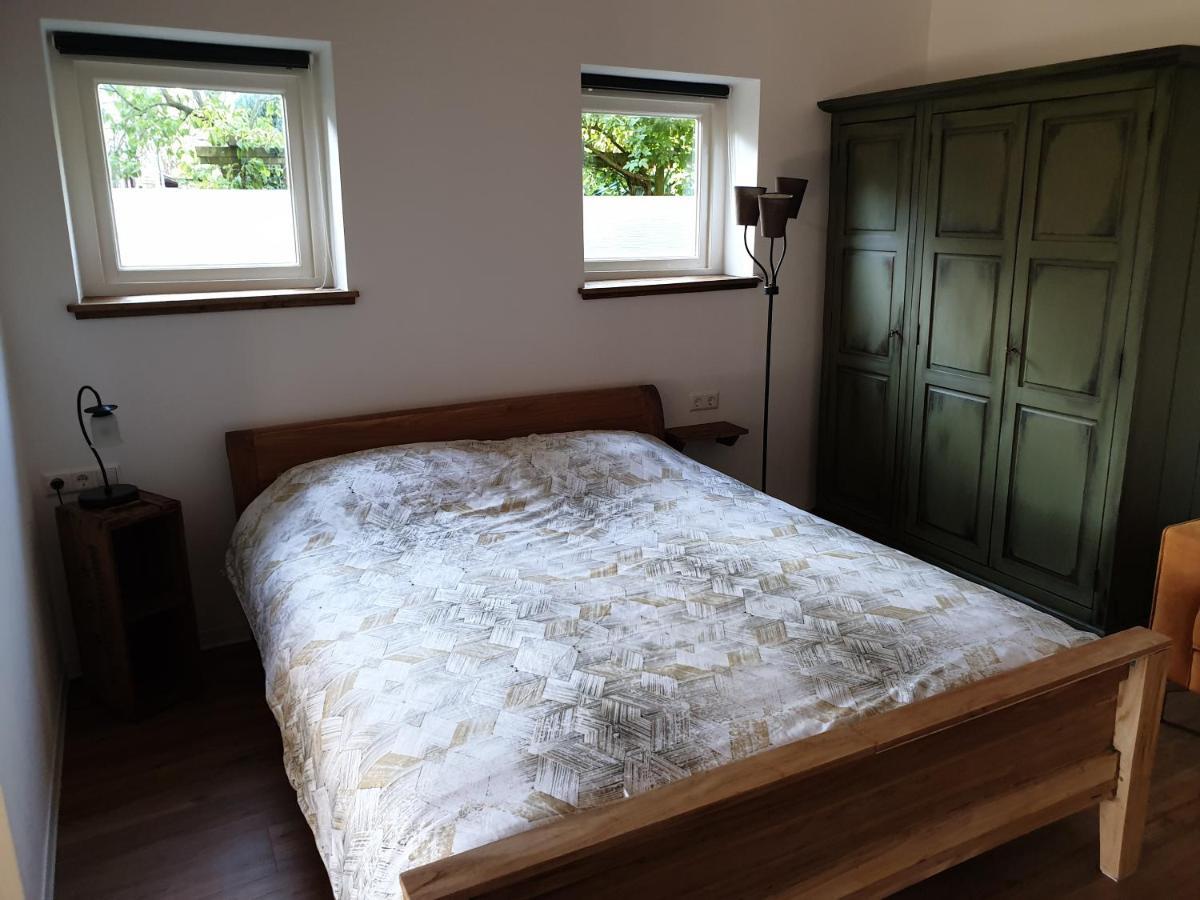 The Walnut Tree Bed and Breakfast Hellevoetsluis Eksteriør billede